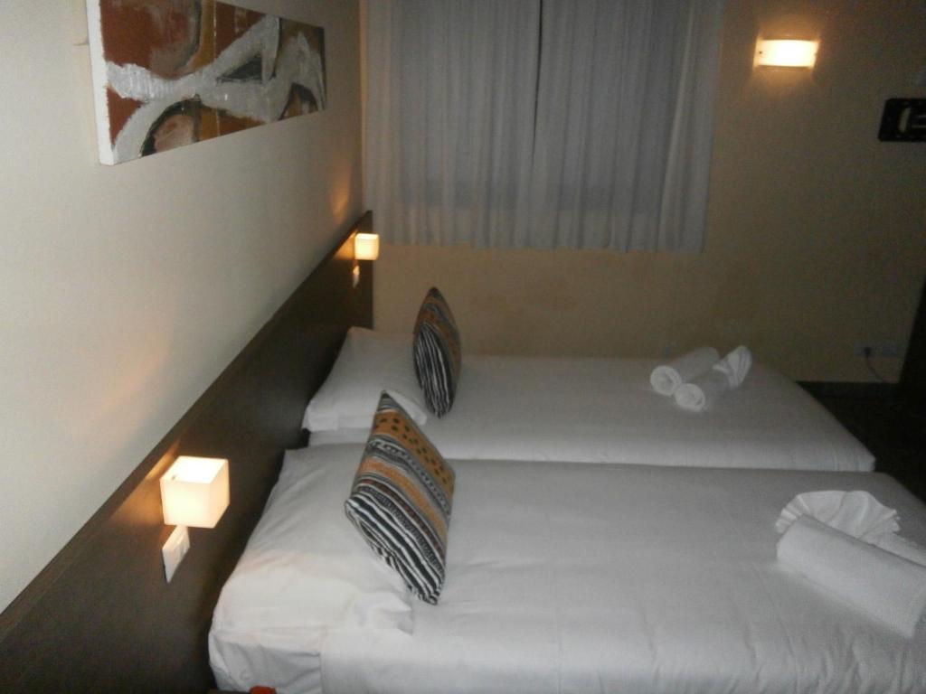 Hotel Il Mulinum Porlezza Zimmer foto