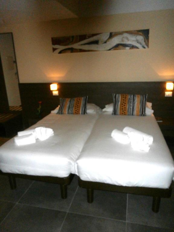 Hotel Il Mulinum Porlezza Zimmer foto